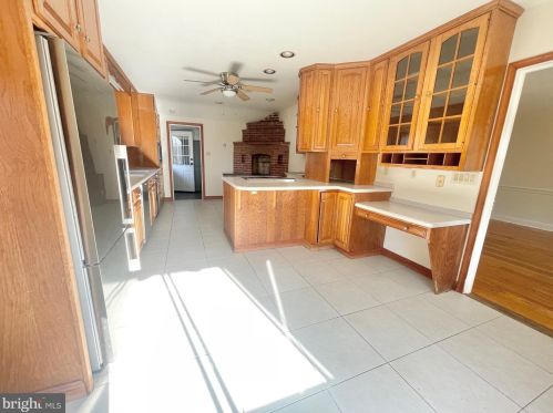 4925 Chester Pike, Newtown Square PA  19073-2214 exterior