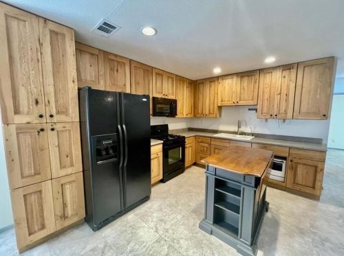 2655 Geneseo Rd, Lake Nacimiento CA  93446-7370 exterior