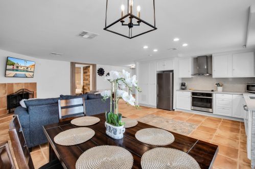 78565 Sagebrush Ave, La Quinta CA  92253-2406 exterior