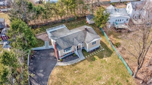 29 Old Locust Ave, Cortlandt Manor, NY 10567-4311