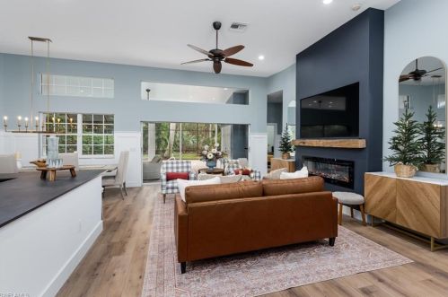 9812 Rocky Bank Dr, Naples, FL 34109-0755