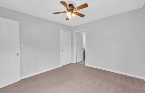 138 Flintstone Dr, New Haven OH  45030-1413 exterior
