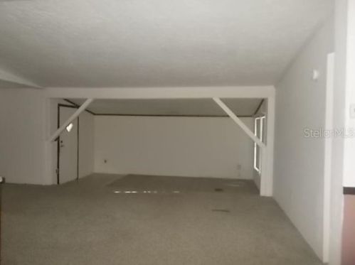 16220 Tampa St, Brooksville, FL 34604-8466