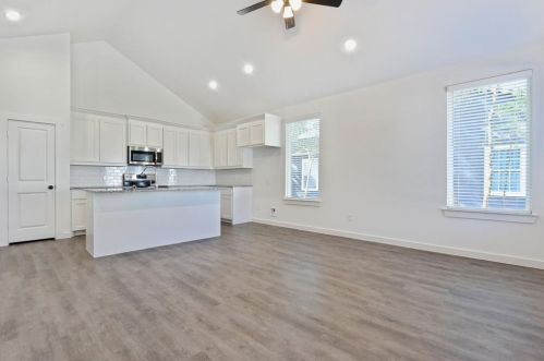 720 Texas St, Denison TX  75021-6134 exterior