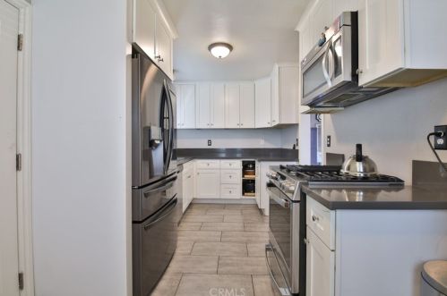 10891 Hulme Ave, Lynwood CA  90262-2231 exterior