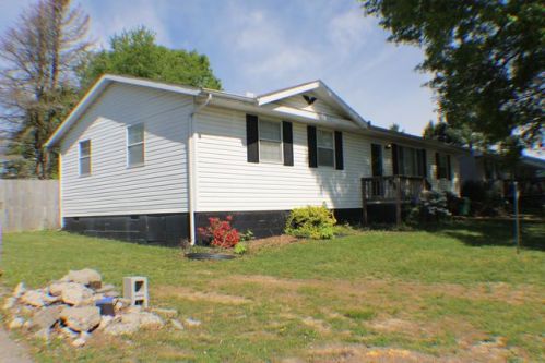 137 Gavin St, Bidwell, OH 45614-9232