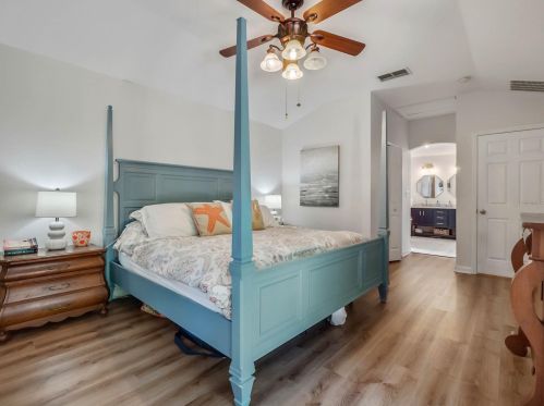 301 Ridgeway Blvd, Deland FL  32724-8811 exterior