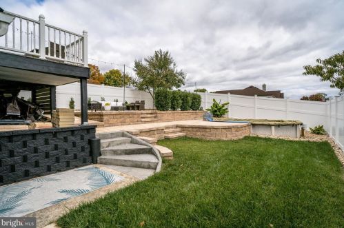 150 Windy Knoll Dr, Harrisonburg VA  22802-8886 exterior