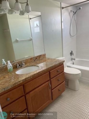 604 2nd St, Dania Beach FL  33004-3350 exterior