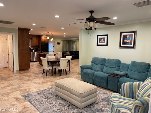 760 Meadows Dr, Chandler AZ 85224-8662 exterior