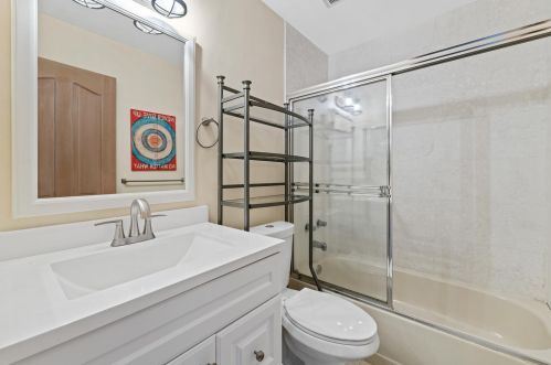 2022 Sunderland Ave, West Palm Beach FL  33414-7715 exterior