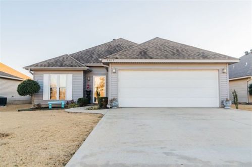 3305 Oak Lawn Ave, Jonesboro, AR 72404-9492