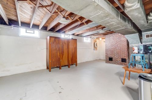 836 Snowhill Blvd, Springfield OH exterior