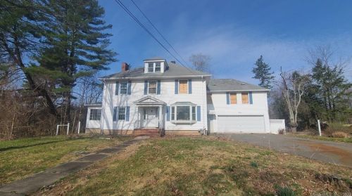 631 Bloomfield Ave, Bloomfield, CT 06002-3043