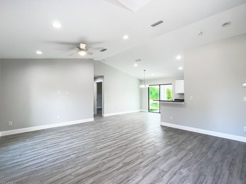 2817 15th St, Lehigh Acres, FL 33976-3018