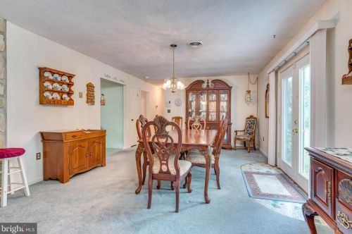 533 Morison St, Charles Town WV  25414-1144 exterior