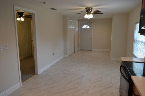 1123 Hawthorne Ave, Apopka FL  32703-6399 exterior