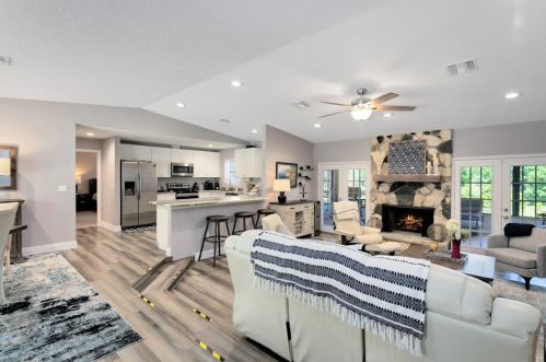 16111 Ridgewood Ave, Montverde, FL 34756-3330