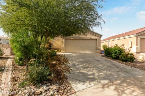 1058 239th Ln, Buckeye, AZ 85326-8157