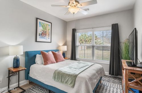 1012 Ferrets End, Beaufort SC  29902-5893 exterior