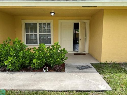 120 Grimaldo Ter, Fort Pierce, FL 34984-4455