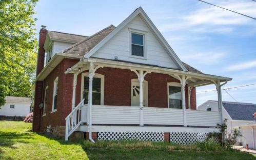 67 Warren St, Brady, PA 17752-1117