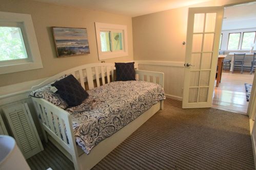 70 Nauhaught Bluffs Rd, Wellfleet MA  02667-8932 exterior