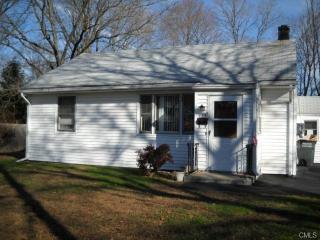 108 Tully Cir, Bridgeport, CT 06610-1116