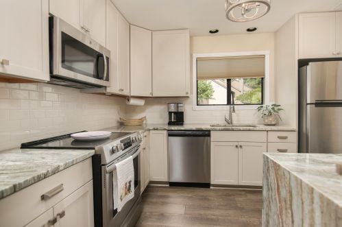 334 Sandpiper Dr, Mount Pleasant SC  29464-2834 exterior