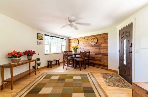 10710 Mcintosh Rd, Thonotosassa FL  33592-3945 exterior