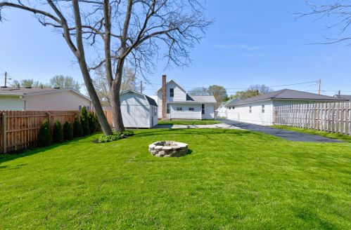 256 Oregon St, Johnstown OH  43031-1237 exterior