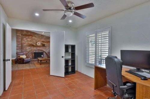 1124 Lostinda St, El Cajon CA  92019-3255 exterior