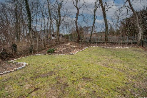 20 Washington Pl, Northport NY  11768-2936 exterior