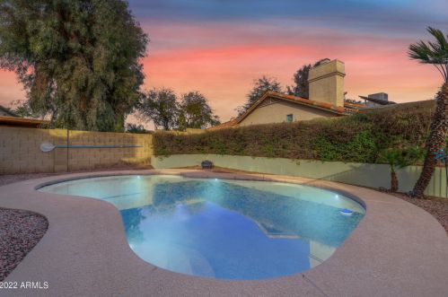 19633 36th St, Phoenix AZ  85050-3945 exterior