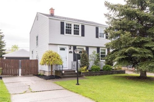 1403 Parker Blvd, Buffalo, NY 14223-1618