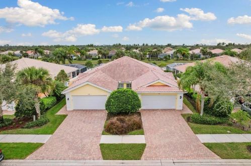 7912 Umberto Ct, Naples, FL 34114-2687