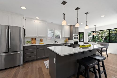 1898 Bennett Meadows Ln, Santa Rosa CA  95405-8375 exterior