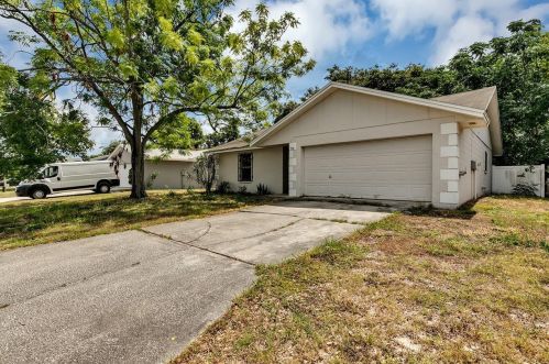 778 Spicewood Dr, Lakeland FL 33801-7513 exterior