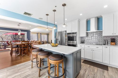 20 Stratford Rd, White Plains NY  10603-2827 exterior