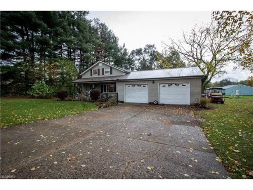 1637 Faircrest St, Canton, OH 44706-4749