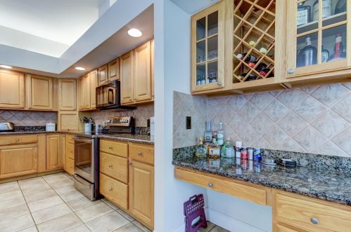 3874 Crescent Cove Pl, Tarpon Springs FL  34688-7708 exterior