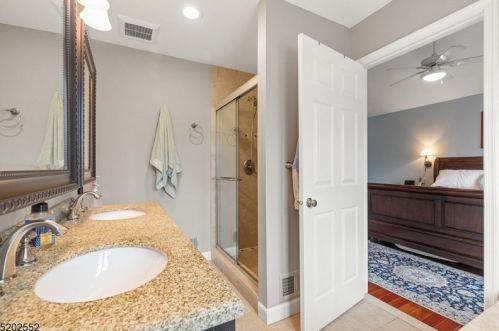 2 York Dr, Princeton NJ  08540-7939 exterior