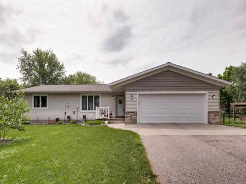 1260 Lokhorst St, Hammond, WI 54002-9332