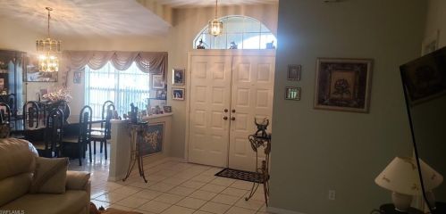1510 2nd St, Cape Coral, FL 33909-2663