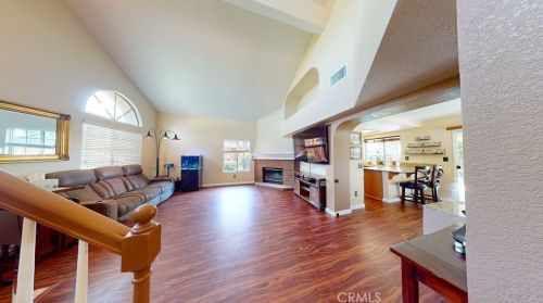 1025 Jasmine St, Redlands CA  92374-4925 exterior