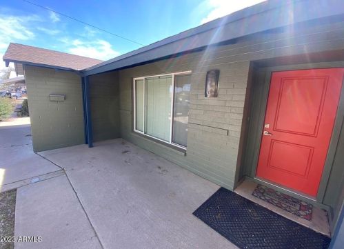 8323 Oak St, Scottsdale AZ  85257-2851 exterior