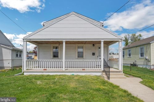 209 Ayre St, Wilmington, DE 19804-2508