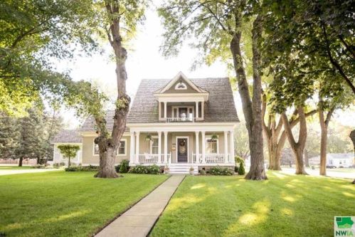 608 1 Ave, Lebanon IA  51250-1315 exterior