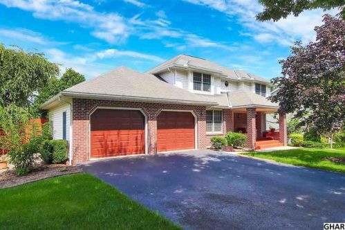 1207 Jill Dr, Hummelstown, PA 17036-9022