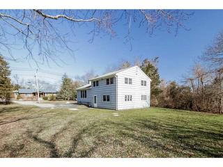 11 Frigate St, Jamestown RI  02835-1725 exterior